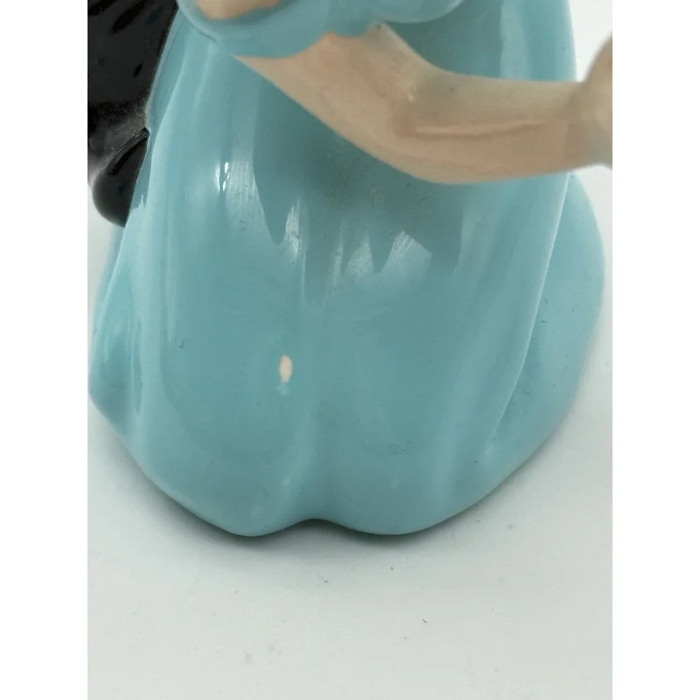 Walt Disney Company Jasmine and Rajah Porcelain Figurines Hand-Painted Malaysia